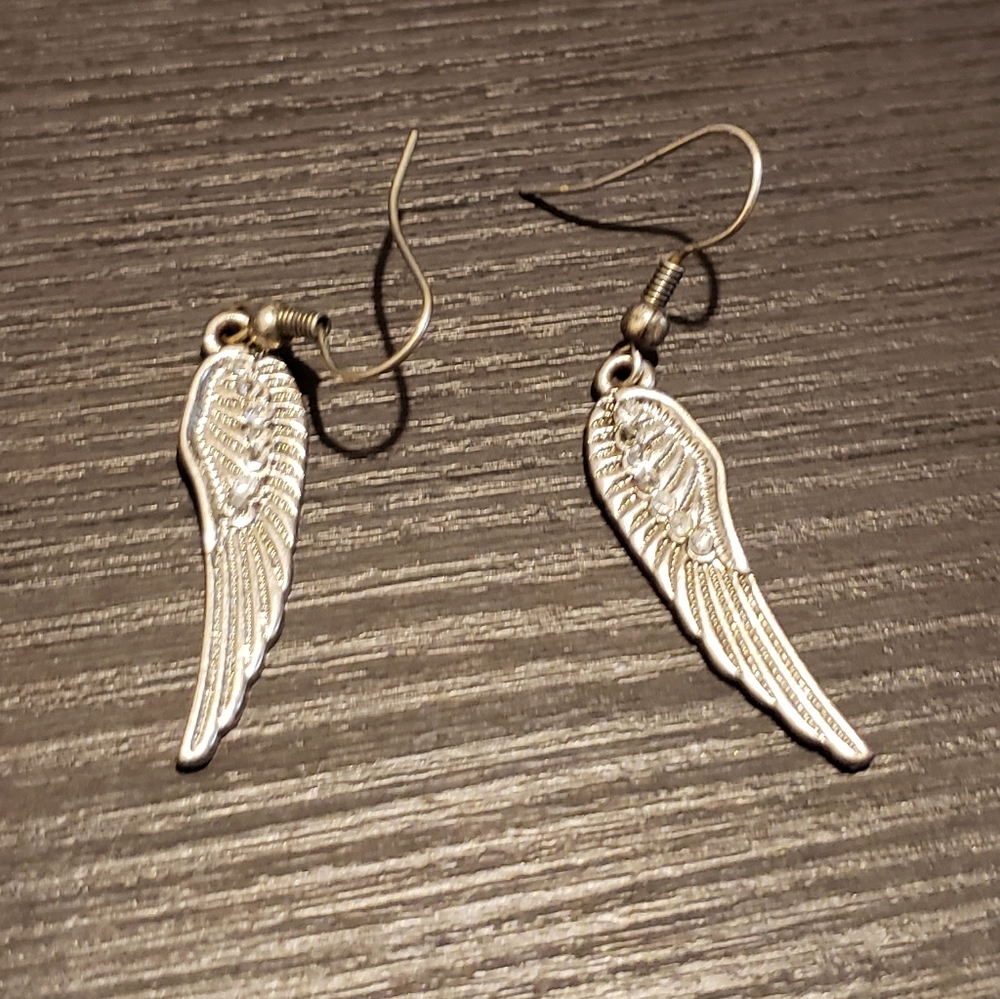 Wing earrings